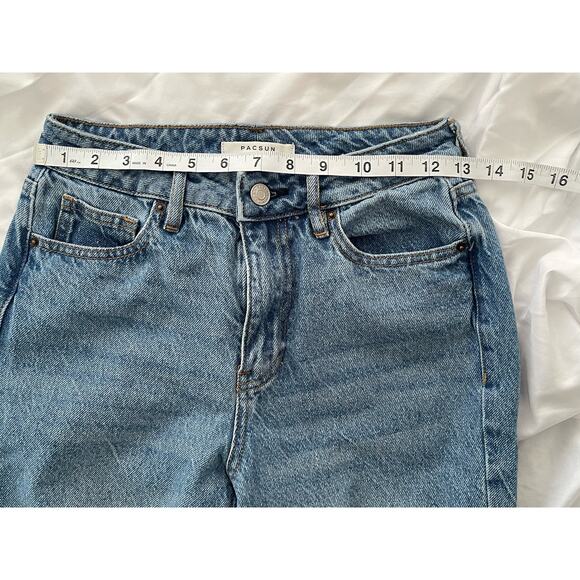 Pacsun Pre-Loved Mom Jean - Size 24 - Picture 4 of 9